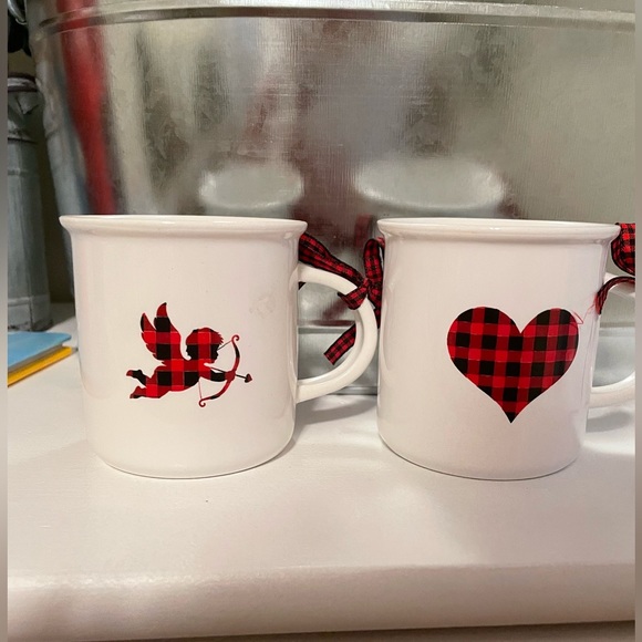 Valentine’s Day mini mugs -2 items - Picture 1 of 4